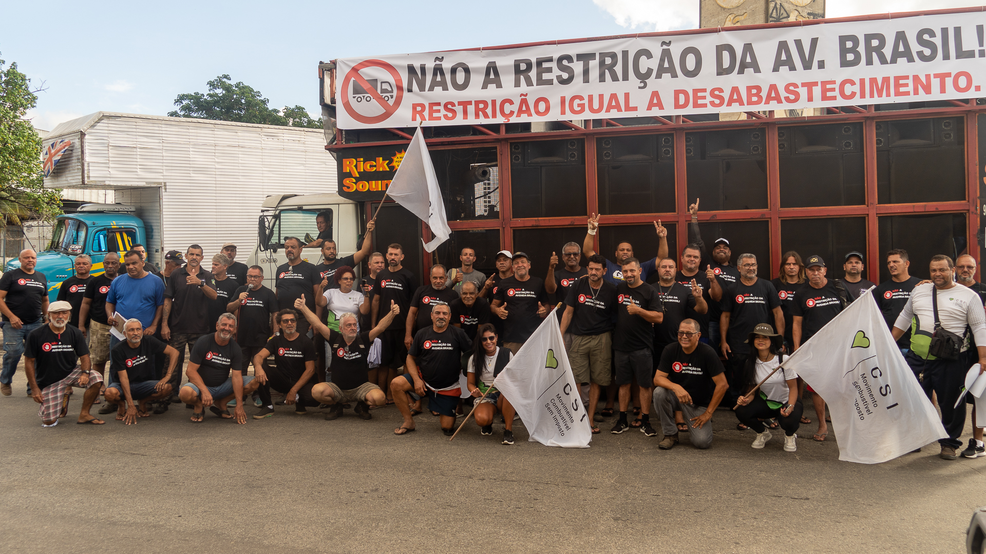 Protesto Av Brasil Restrição de Caminhoes Manifestantes